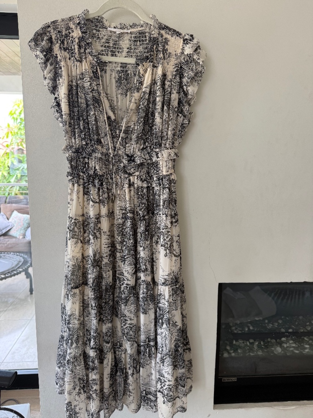 OLIVACEOUS  dress